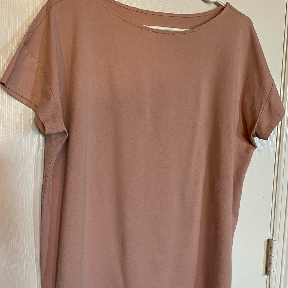 J Jill Luxe Supima short-sleeve tee.  Dusty Rose.  NWOT. Size Large